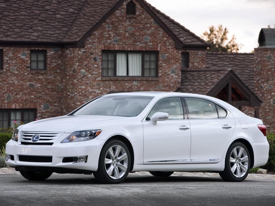  Lexus LS600h L 2009 года  (фото 7 из 16)